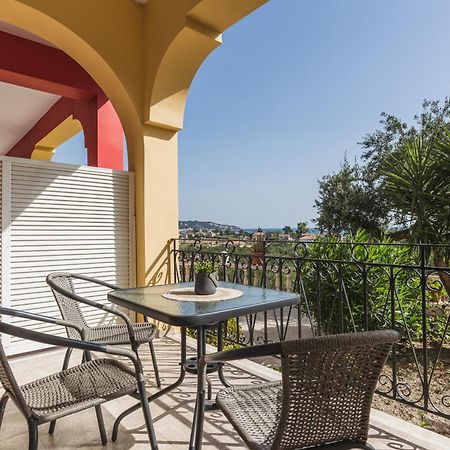 P Koklas Apartments Закинтос Экстерьер фото
